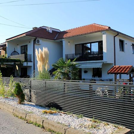 Belov Rooms And Apartments Demir Kapija Exteriér fotografie
