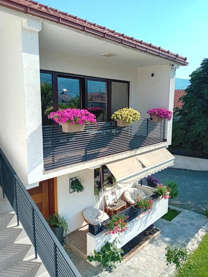 Belov Rooms And Apartments Demir Kapija Exteriér fotografie